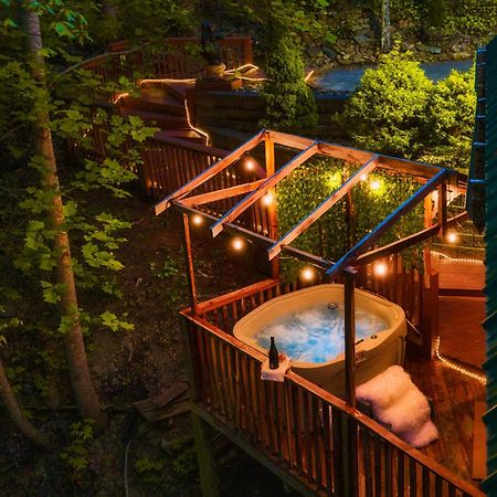 Cabin In A Gated Resort With Seasonal Resort Pool Pigeon Forge Eksteriør billede